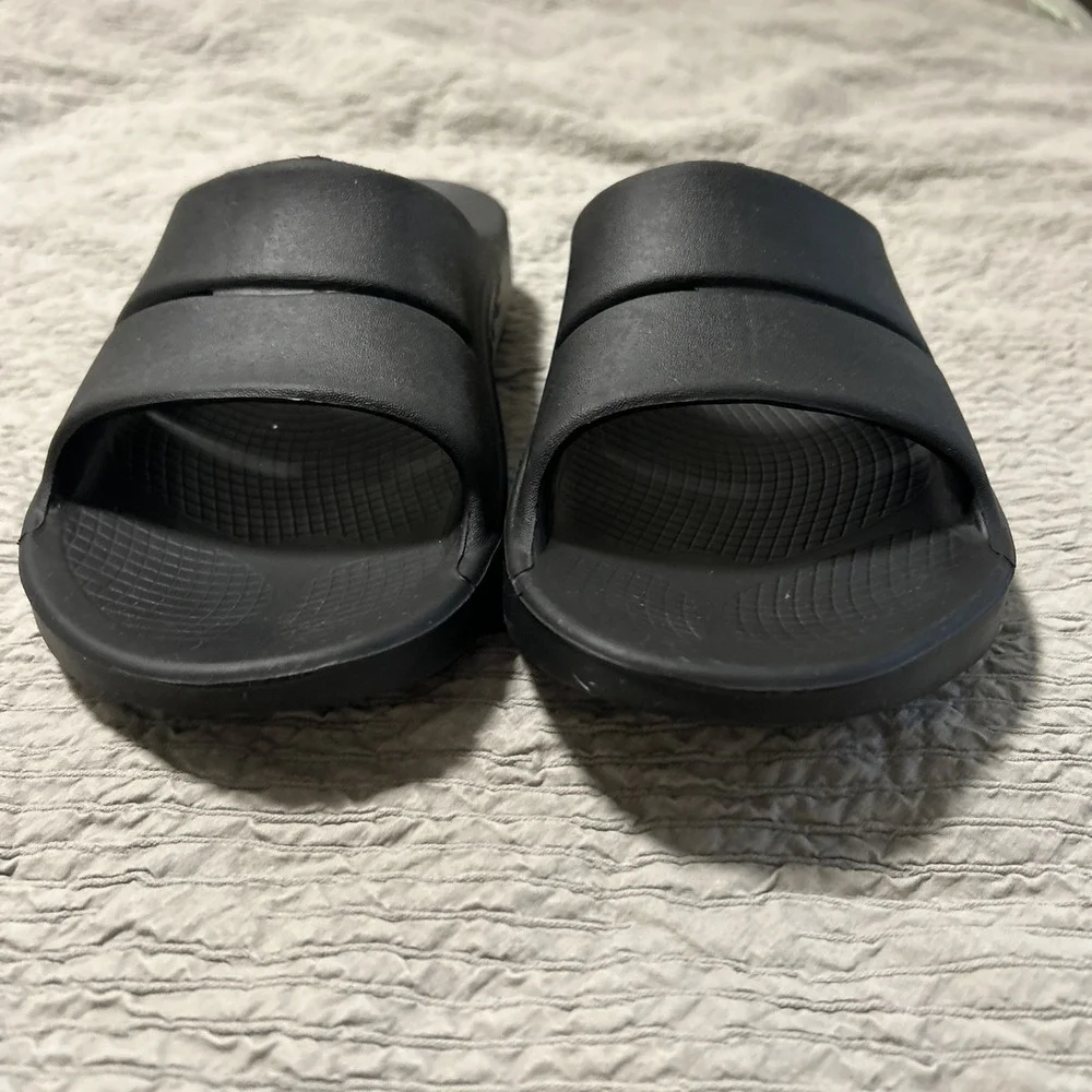 OOFOS OOahh Slide Sandals Black Size M12 W14 EU45 Comfort Recovery Slip On